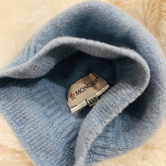 Babies Moncler beanie with ears - Picture 3 of 8